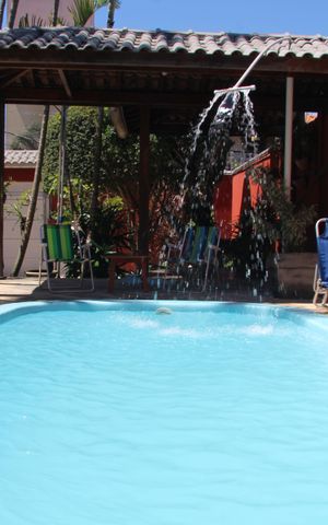 Casa à venda com 278m², 4 quartos e 6 vagasPiscina