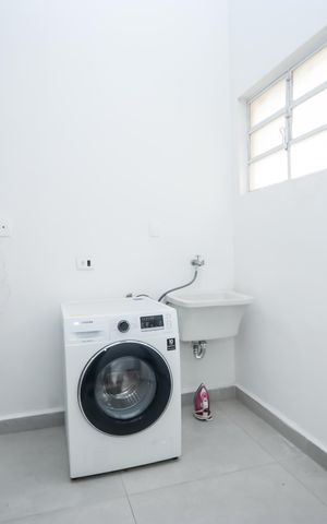 Apartamento à venda com 138m², 3 quartos e 1 vaga Apartamento à venda com 138m², 3 quartos e 1 vagaLavanderia