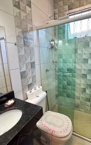 Casa à venda com 250m², 3 quartos e 3 vagas Casa à venda com 250m², 3 quartos e 3 vagasBanheiro 2