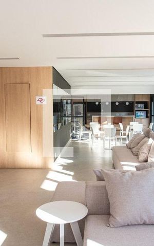 Apartamento para alugar com 29m², 1 quarto e sem vaga Apartamento para alugar com 29m², 1 quarto e sem vagaÁrea comum - Salão de festa