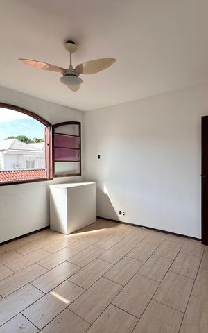 Casa à venda com 700m², 4 quartos e 2 vagas Casa à venda com 700m², 4 quartos e 2 vagasQuarto 1