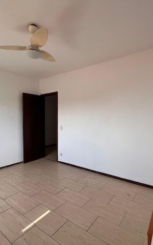 Casa à venda com 700m², 4 quartos e 2 vagas Casa à venda com 700m², 4 quartos e 2 vagasQuarto 1