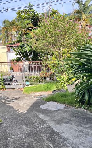 Casa à venda com 700m², 4 quartos e 2 vagas Casa à venda com 700m², 4 quartos e 2 vagasÁrea Externa