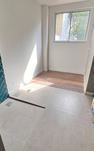 Casa à venda com 700m², 4 quartos e 2 vagas Casa à venda com 700m², 4 quartos e 2 vagasQuarto 4