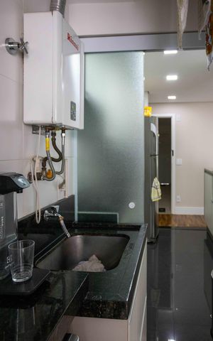 Apartamento à venda com 65m², 2 quartos e 1 vagaÁrea de Serviço