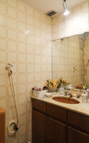 Apartamento à venda com 200m², 3 quartos e 1 vaga Apartamento à venda com 200m², 3 quartos e 1 vagaBanheiro Social