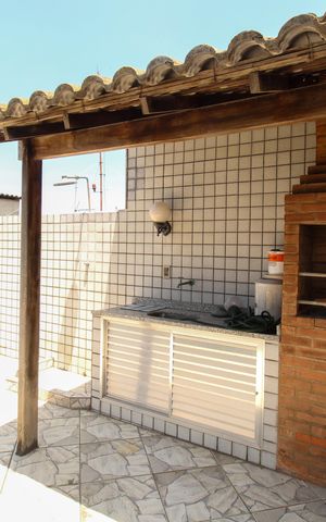 Apartamento à venda com 200m², 3 quartos e 1 vaga Apartamento à venda com 200m², 3 quartos e 1 vagaTerraço