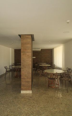 Apartamento à venda com 200m², 3 quartos e 1 vaga Apartamento à venda com 200m², 3 quartos e 1 vagaÁrea comum - Salão de festas