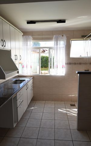 Apartamento à venda com 88m², 2 quartos e 2 vagasCozinha