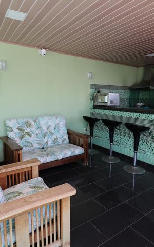 Casa à venda com 450m², 3 quartos e 3 vagasTerraço