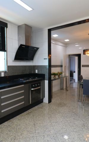 Casa à venda com 450m², 3 quartos e 3 vagasCozinha