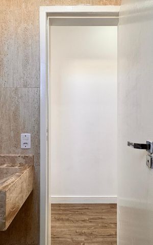 Apartamento à venda com 104m², 2 quartos e 2 vagasBanheiro