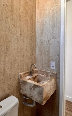 Apartamento à venda com 104m², 2 quartos e 2 vagasBanheiro
