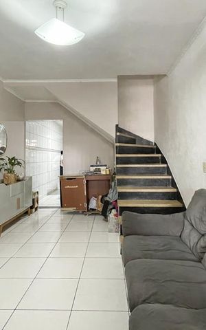 Casa à venda com 66m², 2 quartos e 1 vagaSala