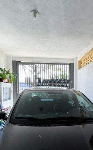 Casa à venda com 66m², 2 quartos e 1 vagaVista da Sala