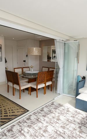 Apartamento à venda com 93m², 2 quartos e 2 vagasVaranda da Sala