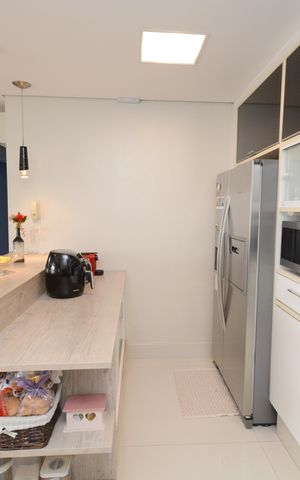 Apartamento à venda com 93m², 2 quartos e 2 vagasCozinha