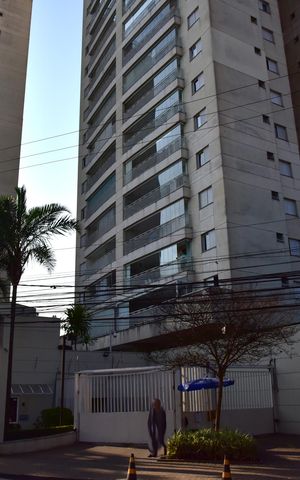 Apartamento à venda com 93m², 2 quartos e 2 vagasFachada e portaria