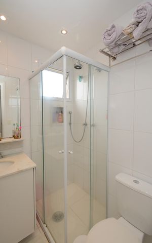 Apartamento à venda com 93m², 2 quartos e 2 vagasBanheiro da Suíte 1