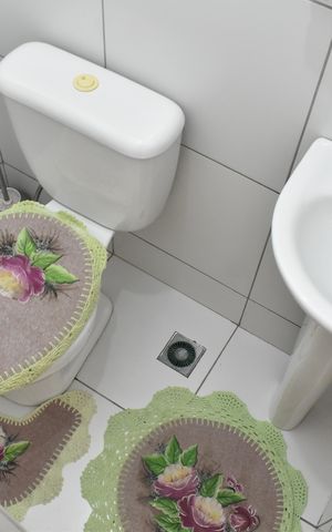Casa de condomínio à venda com 110m², 3 quartos e 2 vagasBanheiro 3