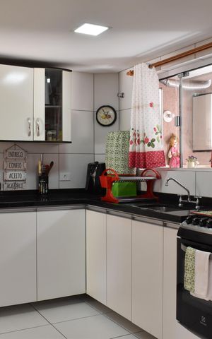 Casa de condomínio à venda com 110m², 3 quartos e 2 vagasCozinha