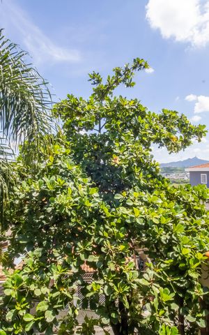 Casa à venda com 225m², 3 quartos e 6 vagas Casa à venda com 225m², 3 quartos e 6 vagasVista da Suíte (Casa 1)