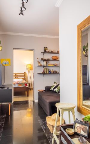 Casa à venda com 225m², 3 quartos e 6 vagas Casa à venda com 225m², 3 quartos e 6 vagasSala (Casa 2)