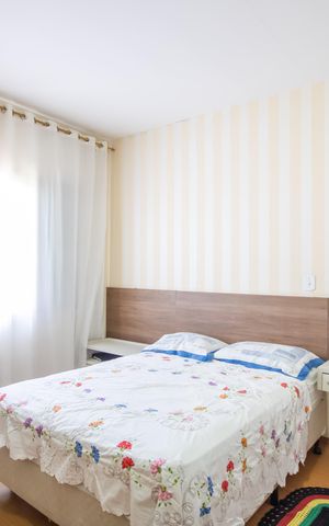 Casa à venda com 225m², 3 quartos e 6 vagas Casa à venda com 225m², 3 quartos e 6 vagasSuíte (Casa 1)