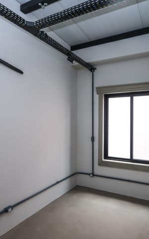 Casa de condomínio à venda com 180m², 5 quartos e 3 vagas Casa de condomínio à venda com 180m², 5 quartos e 3 vagasCasa 5 - Quarto