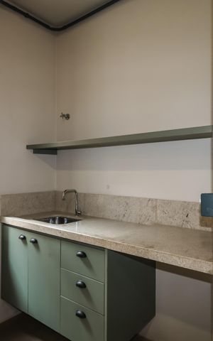 Casa de condomínio à venda com 180m², 5 quartos e 3 vagas Casa de condomínio à venda com 180m², 5 quartos e 3 vagasCasa 1 - Sala e Cozinha
