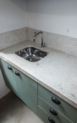 Casa de condomínio à venda com 180m², 5 quartos e 3 vagas Casa de condomínio à venda com 180m², 5 quartos e 3 vagasCasa 1 - Sala e Cozinha