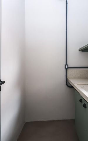 Casa de condomínio à venda com 180m², 5 quartos e 3 vagas Casa de condomínio à venda com 180m², 5 quartos e 3 vagasCasa 3 - Cozinha