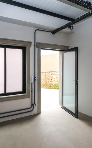 Casa de condomínio à venda com 180m², 5 quartos e 3 vagas Casa de condomínio à venda com 180m², 5 quartos e 3 vagasCasa 5 - Sala e Cozinha
