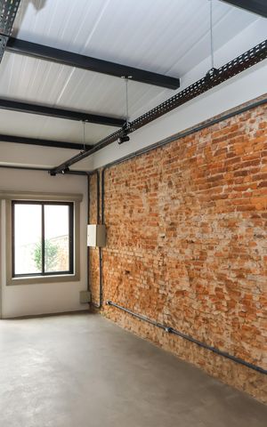 Casa de condomínio à venda com 180m², 5 quartos e 3 vagas Casa de condomínio à venda com 180m², 5 quartos e 3 vagasCasa 4 - Quarto e cozinha