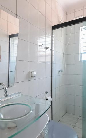 Casa à venda com 233m², 3 quartos e 2 vagasBanheiro Social