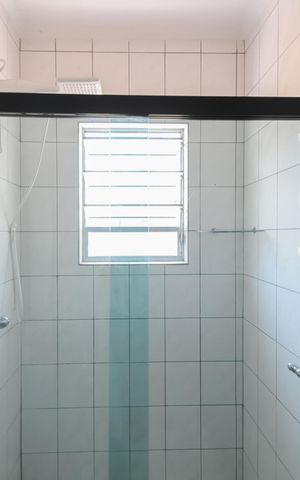 Casa à venda com 233m², 3 quartos e 2 vagasBanheiro Social