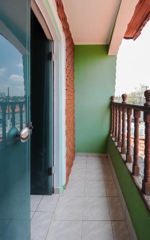 Casa à venda com 233m², 3 quartos e 2 vagasVaranda da Suite