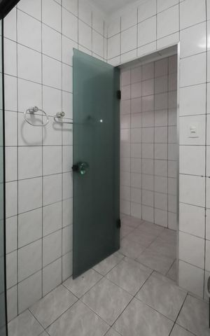 Casa à venda com 233m², 3 quartos e 2 vagasBanheiro Social 2