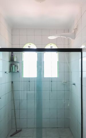 Casa à venda com 233m², 3 quartos e 2 vagasBanheiro da Suíte