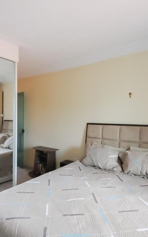 Casa à venda com 233m², 3 quartos e 2 vagasQuarto 1 ( Suíte )