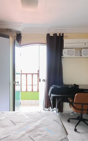 Casa à venda com 233m², 3 quartos e 2 vagasQuarto 1 ( Suíte )