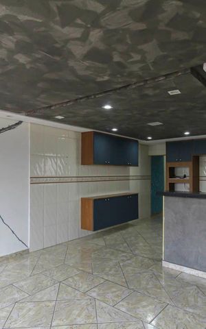 Casa à venda com 220m², 3 quartos e 1 vaga Casa à venda com 220m², 3 quartos e 1 vagaSala