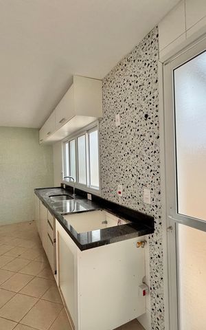 Casa de condomínio à venda com 200m², 4 quartos e 2 vagas Casa de condomínio à venda com 200m², 4 quartos e 2 vagasCozinha