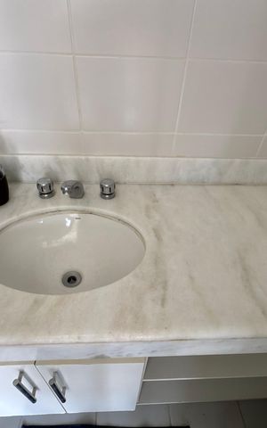 Casa de condomínio à venda com 200m², 4 quartos e 2 vagas Casa de condomínio à venda com 200m², 4 quartos e 2 vagasSuíte 3 - Banheiro