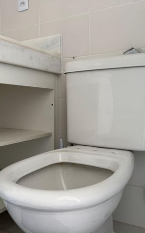 Casa de condomínio à venda com 200m², 4 quartos e 2 vagas Casa de condomínio à venda com 200m², 4 quartos e 2 vagasSuíte 3 - Banheiro