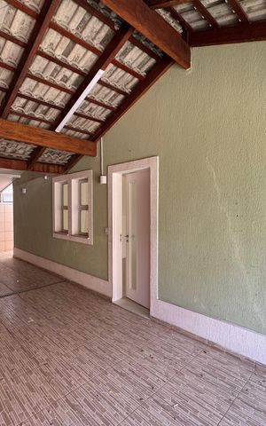 Casa de condomínio à venda com 200m², 4 quartos e 2 vagas Casa de condomínio à venda com 200m², 4 quartos e 2 vagasGaragem