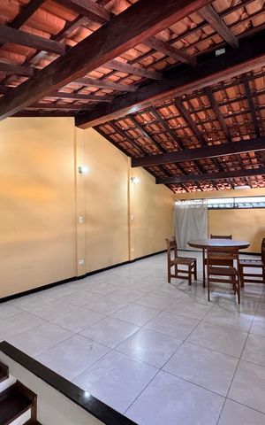 Casa para alugar com 350m², 3 quartos e 3 vagas Casa para alugar com 350m², 3 quartos e 3 vagasSótão