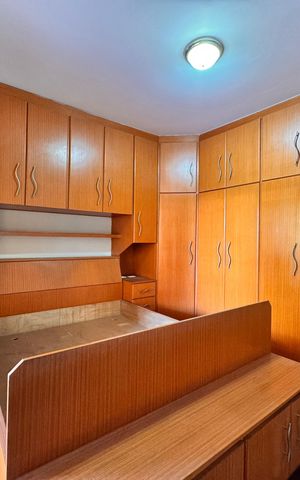 Casa para alugar com 350m², 3 quartos e 3 vagas Casa para alugar com 350m², 3 quartos e 3 vagasQuarto 2