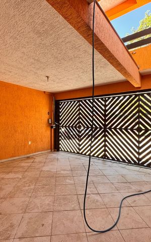 Casa para alugar com 350m², 3 quartos e 3 vagas Casa para alugar com 350m², 3 quartos e 3 vagasGaragem