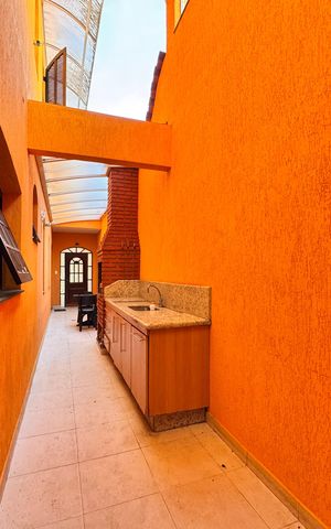 Casa para alugar com 350m², 3 quartos e 3 vagas Casa para alugar com 350m², 3 quartos e 3 vagasQuintal gourmet